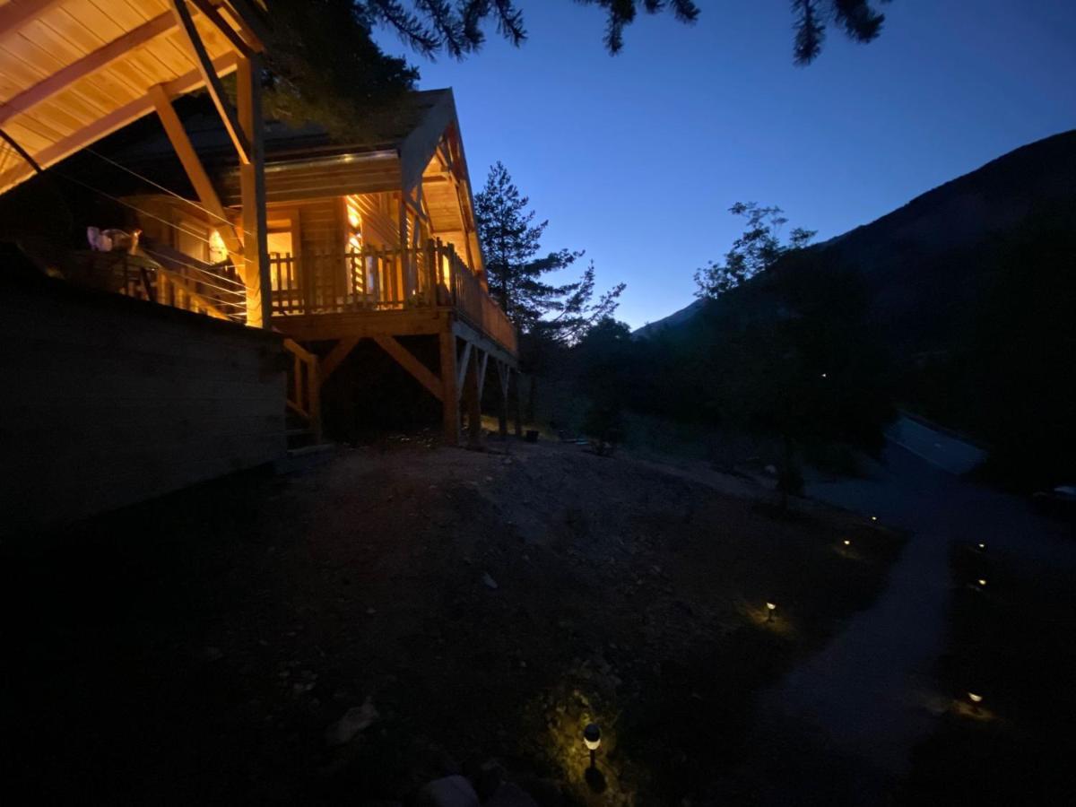 Chalet l'Empreinte Saint-Étienne-de-Tinée Extérieur photo